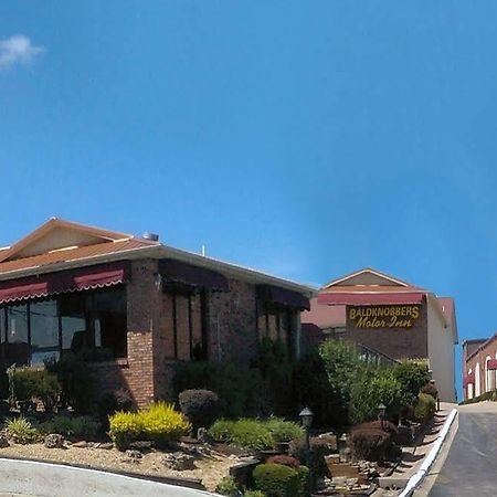 Baldknobbers Motor Inn Branson Exterior photo