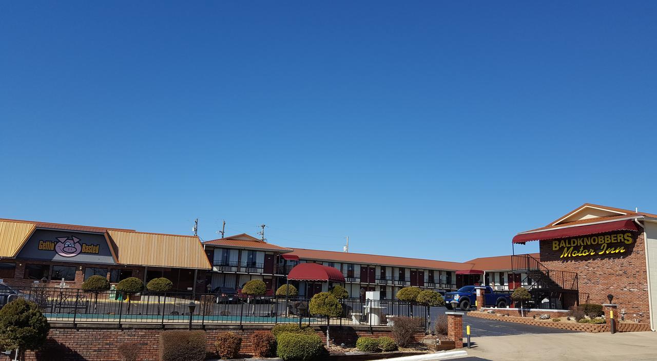 Baldknobbers Motor Inn Branson Exterior photo