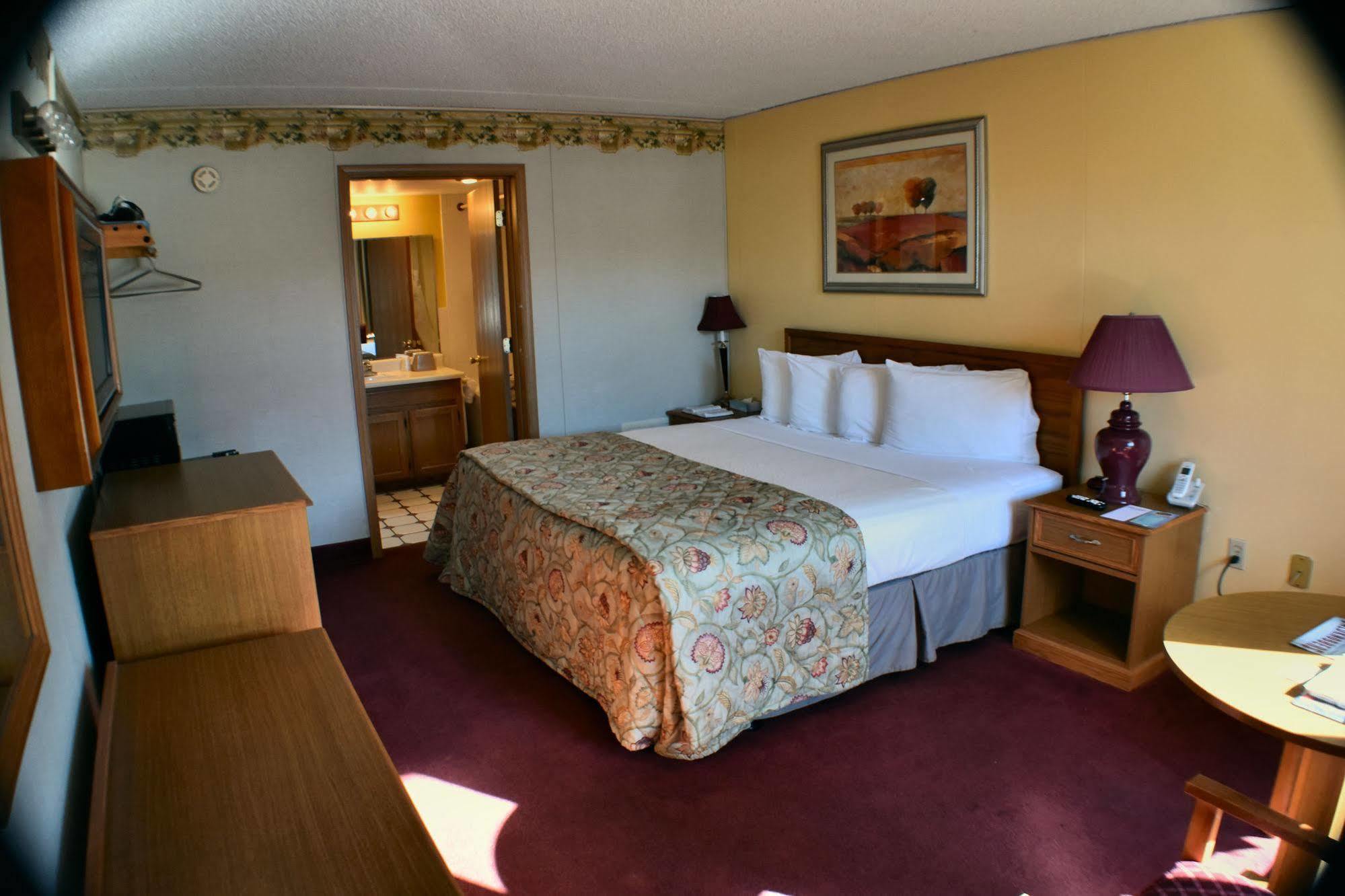 Baldknobbers Motor Inn Branson Exterior photo